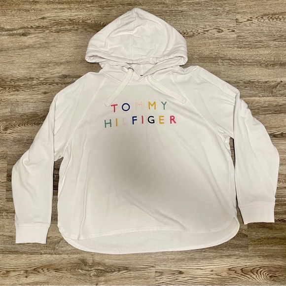Tommy Hilfiger Embroidered Raglan-Sleeve Hoodie - White / Rainbow Lettering - L - Picture 2 of 4